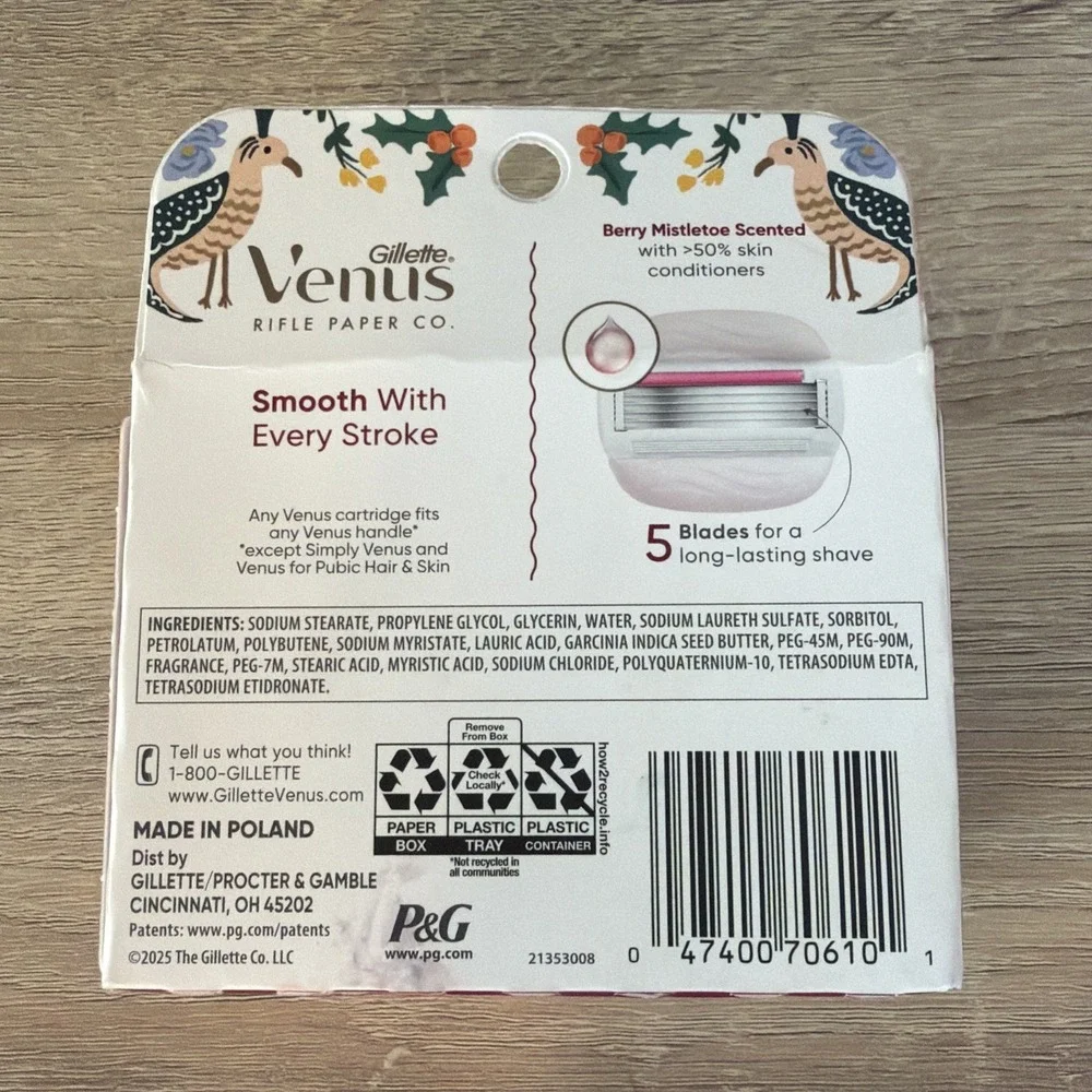 Gillette Venus‎ Extra ComfortGlide Razor Refills Berry Mistletoe 3 ct